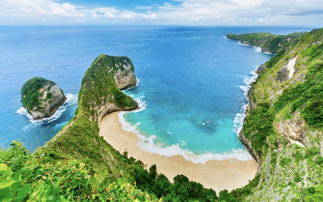 What to Buy in Indonesia? Local Specialties, Souvenirs & Trusted Shopping Places